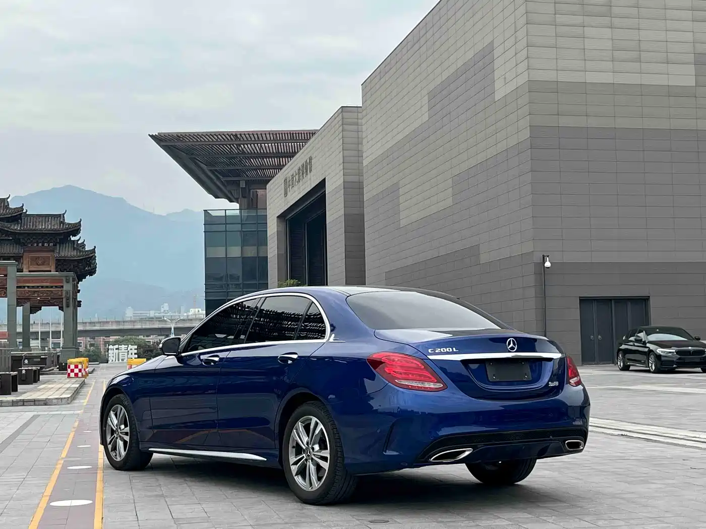 Mercedes-Benz C-Class 2017 Facelift C 200 L Sport Edition фото 8