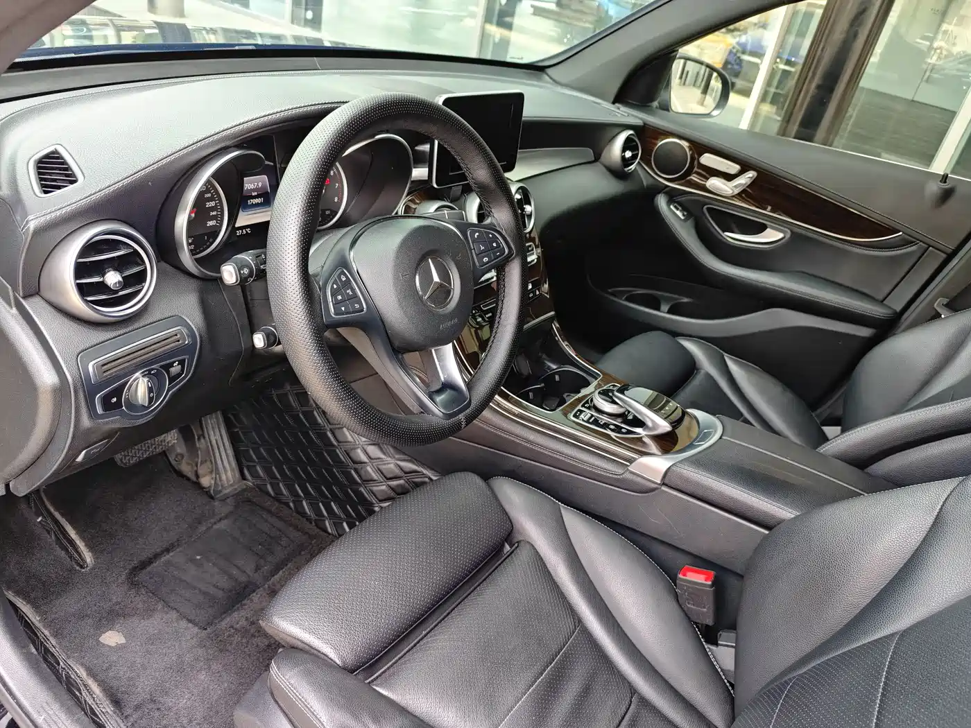 Mercedes-Benz GLC 2019 GLC 260 L 4MATIC Dynamic фото 6