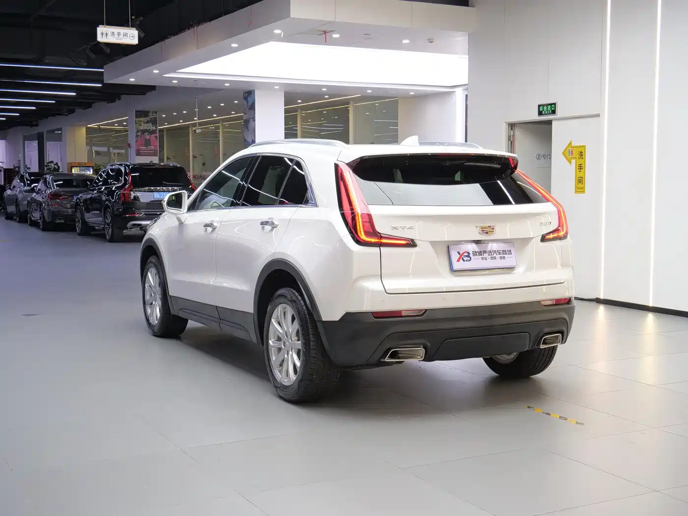 Cadillac XT4 2018 Model 28T 2WD Technology фото 4