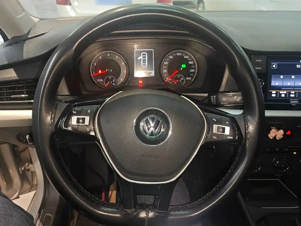Volkswagen Lavida 2018 1.5L Auto Trend Edition China V фото 7