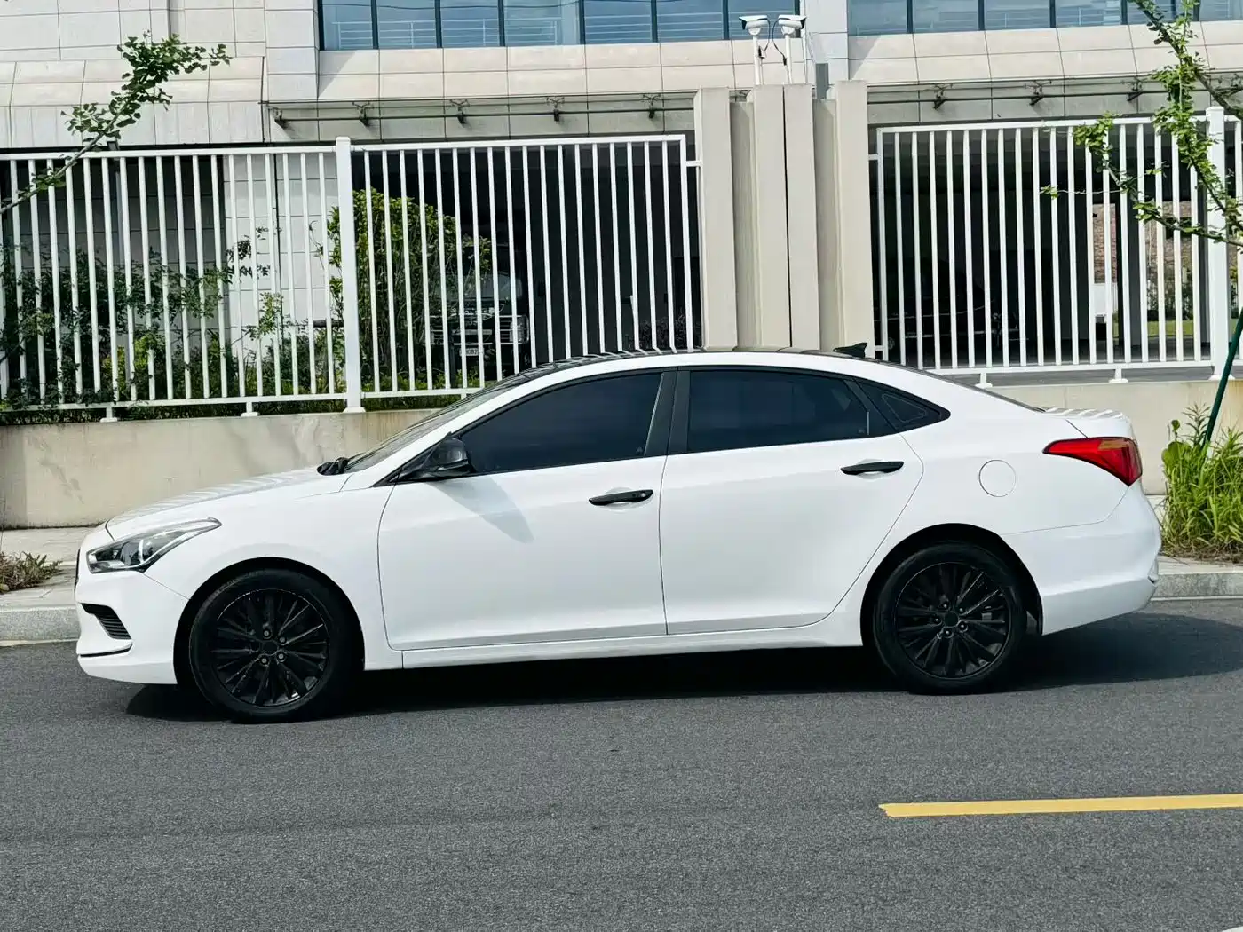 Hyundai Mistra 2017 1.6T Automatic Smart GLS (China V) фото 2