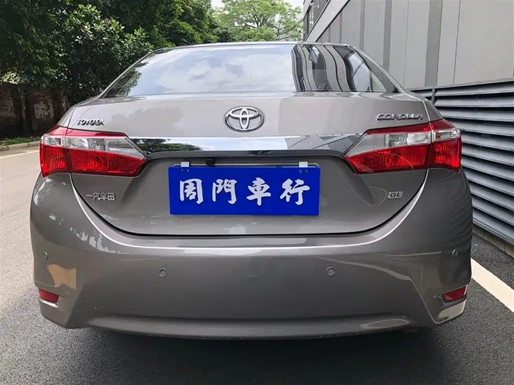 Toyota Corolla 2014 1.6L CVT GL фото 13