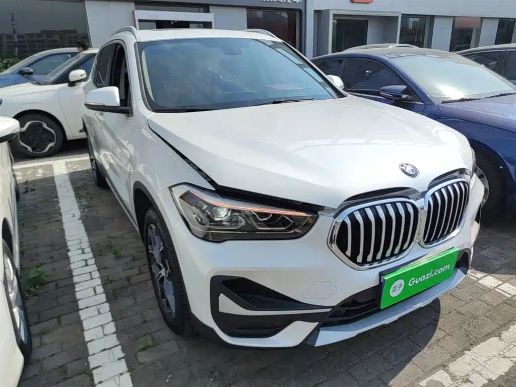 BMW X1 2020 sDrive20Li Premium Edition фото 4