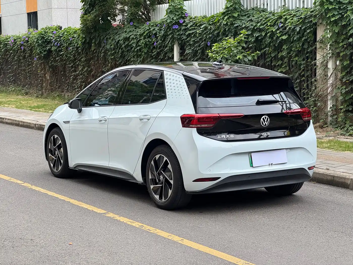 Volkswagen ID.3 2023 Upgraded Pure Intelligence Edition фото 9
