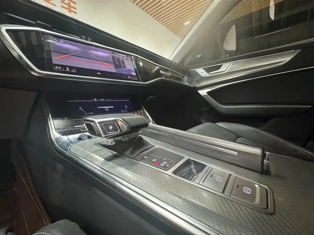 Audi A6L 2023 45 TFSI Premium Selection Elegance фото 10