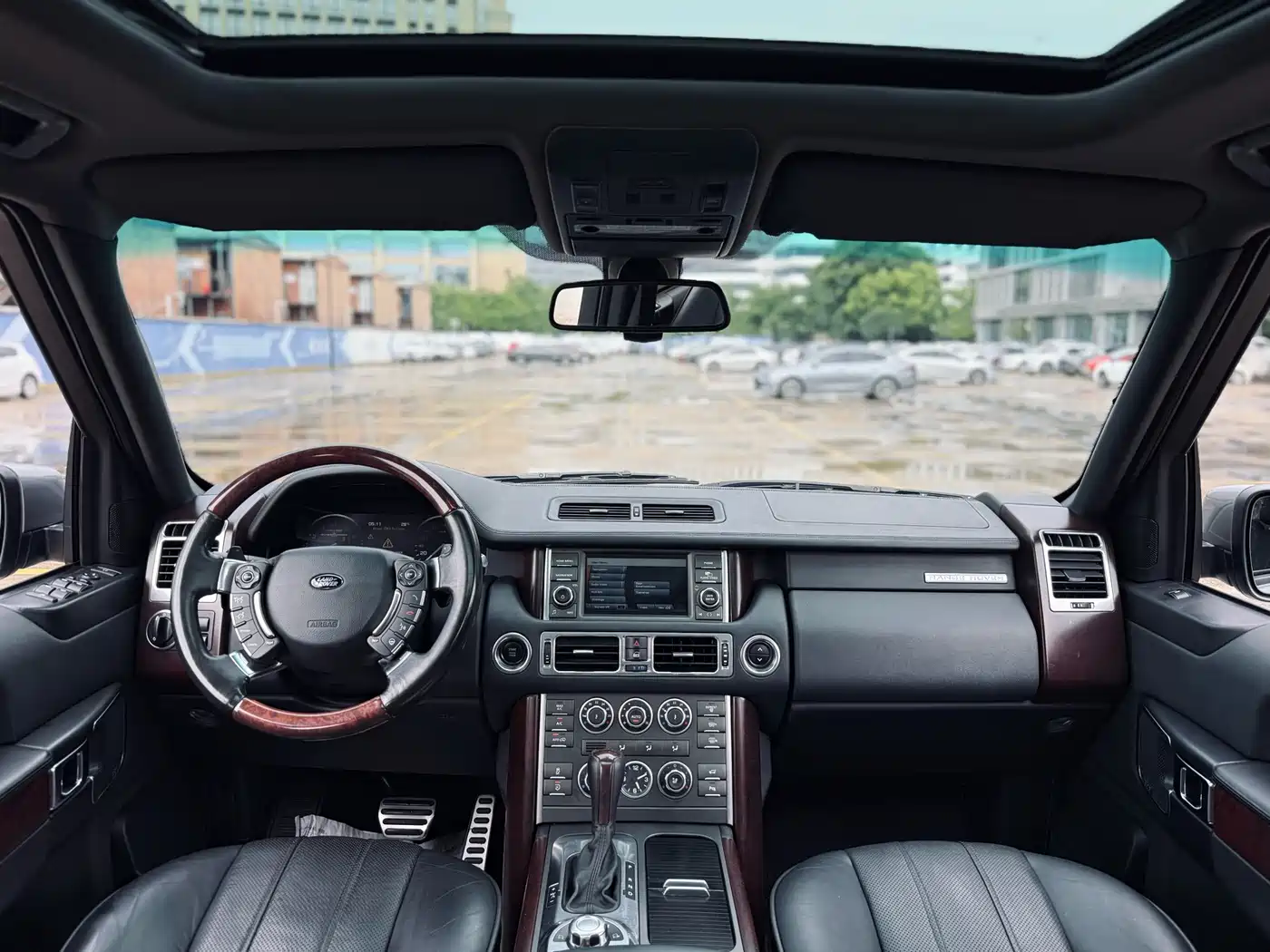 Land Rover Range Rover 2012 5.0 SC V8 фото 12