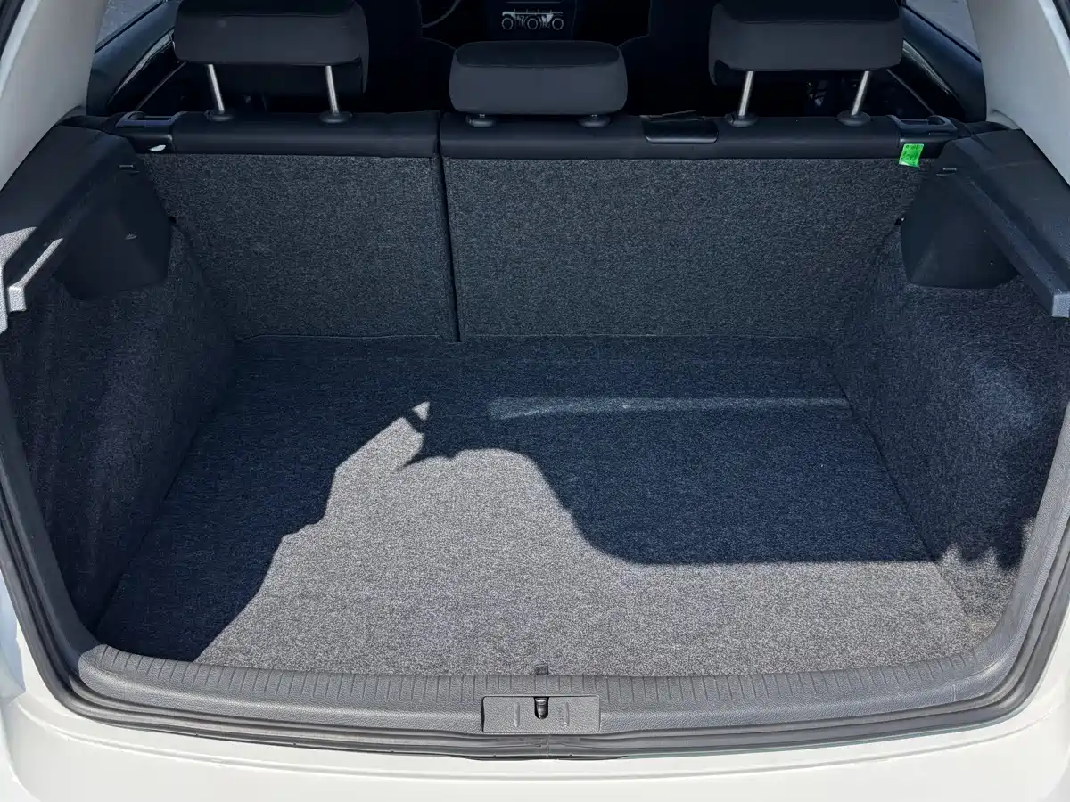 Volkswagen Golf 2012 1.4TSI Automatic Comfort фото 20