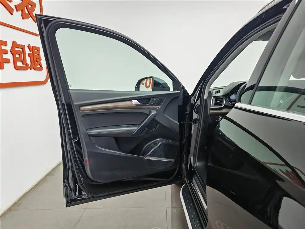 Audi Q5L 2022 Facelift 45T Luxury Elegance фото 8