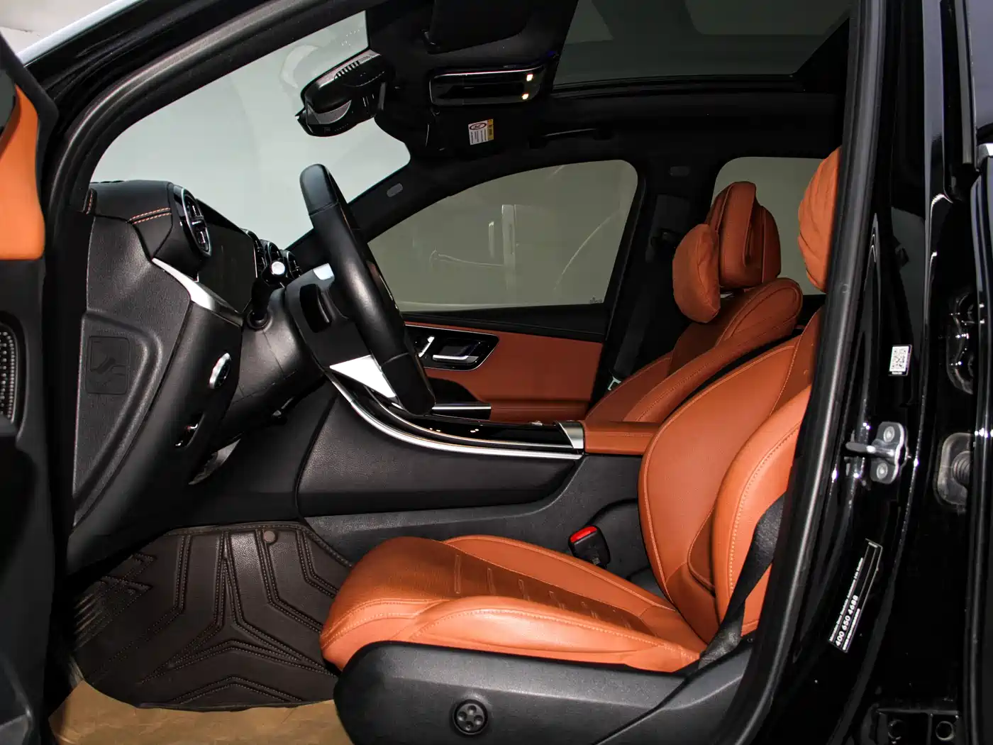 Mercedes-Benz GLC 2023 GLC 260 L 4MATIC Sport 5-seater фото 10