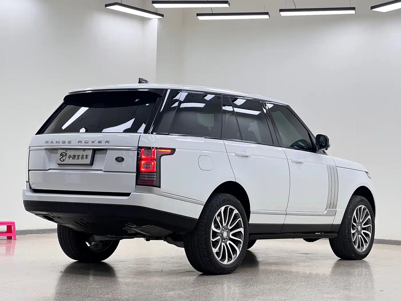Land Rover Range Rover 2017 3.0 SC V6 Vogue фото 5