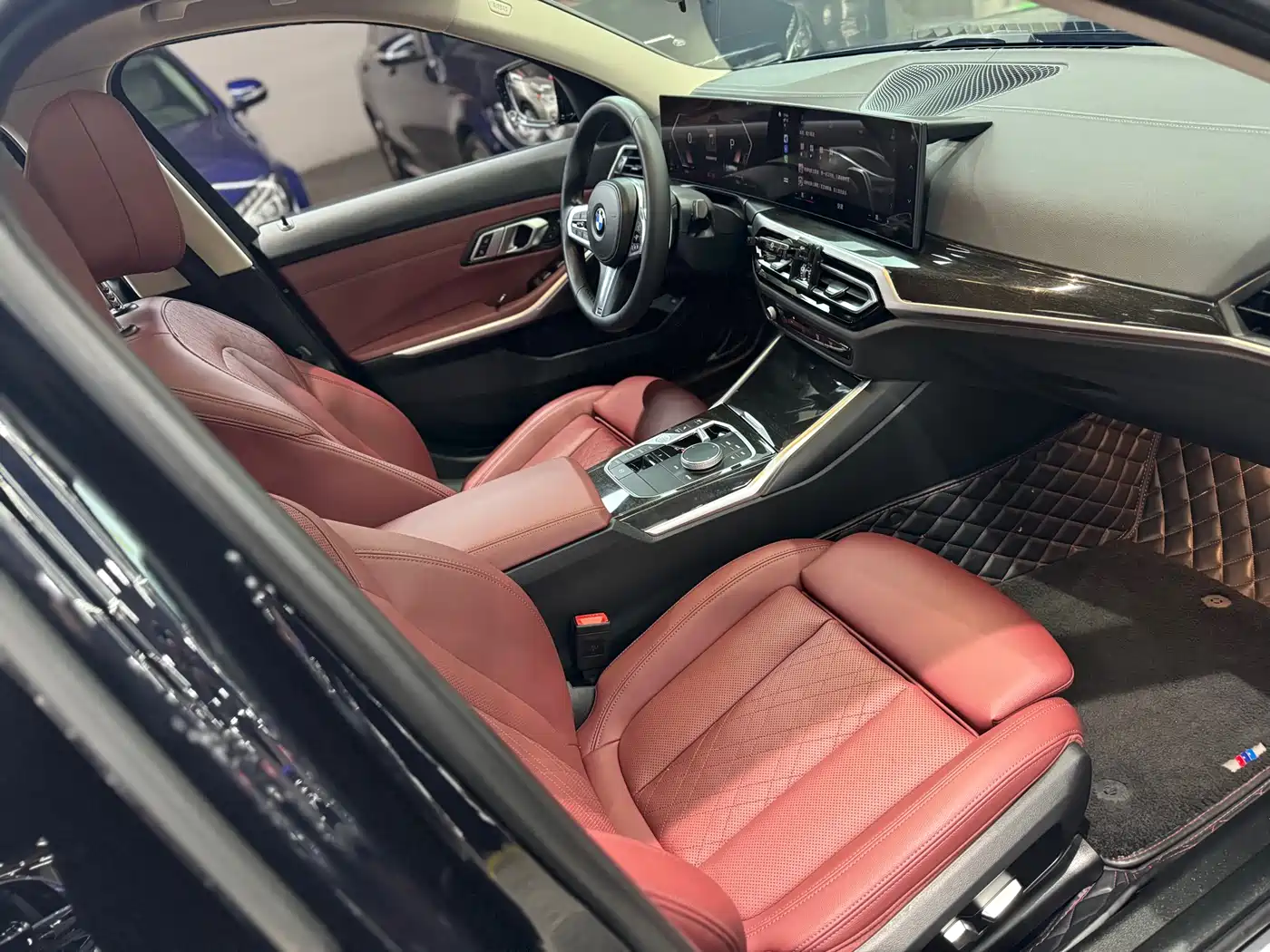 BMW 3 Series 2023 325Li M Sport Package фото 30