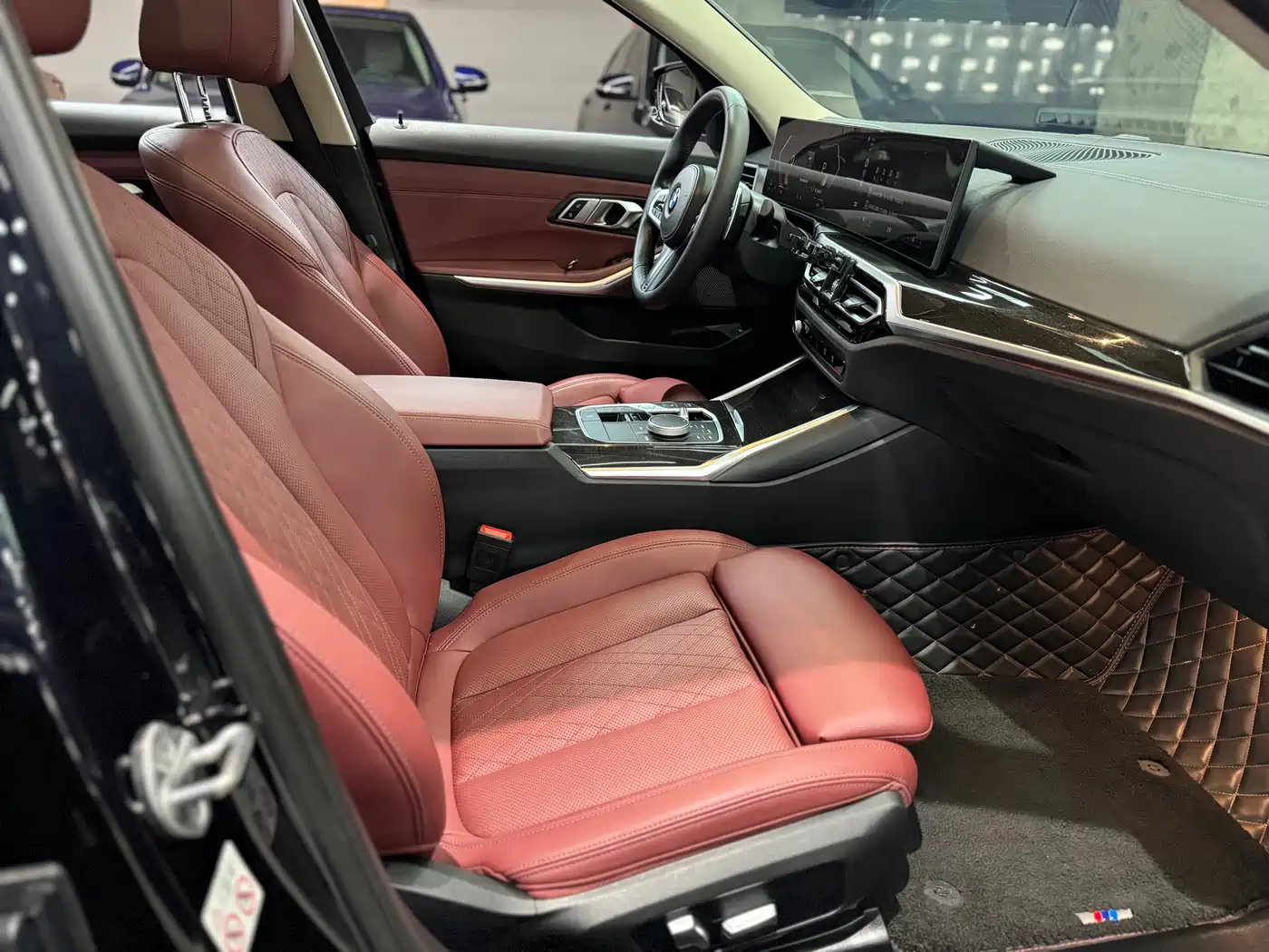 BMW 3 Series 2023 325Li M Sport Package фото 39