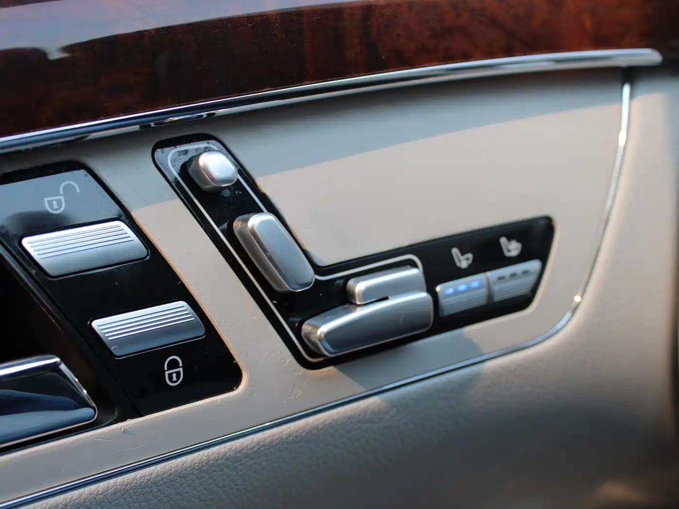 Mercedes-Benz S-Class 2010 S 350 L 4MATIC фото 7