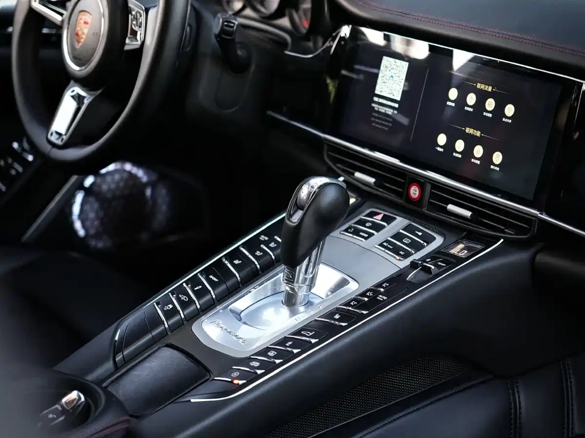 Porsche Panamera 2010 Model Panamera 4S 4.8L фото 12