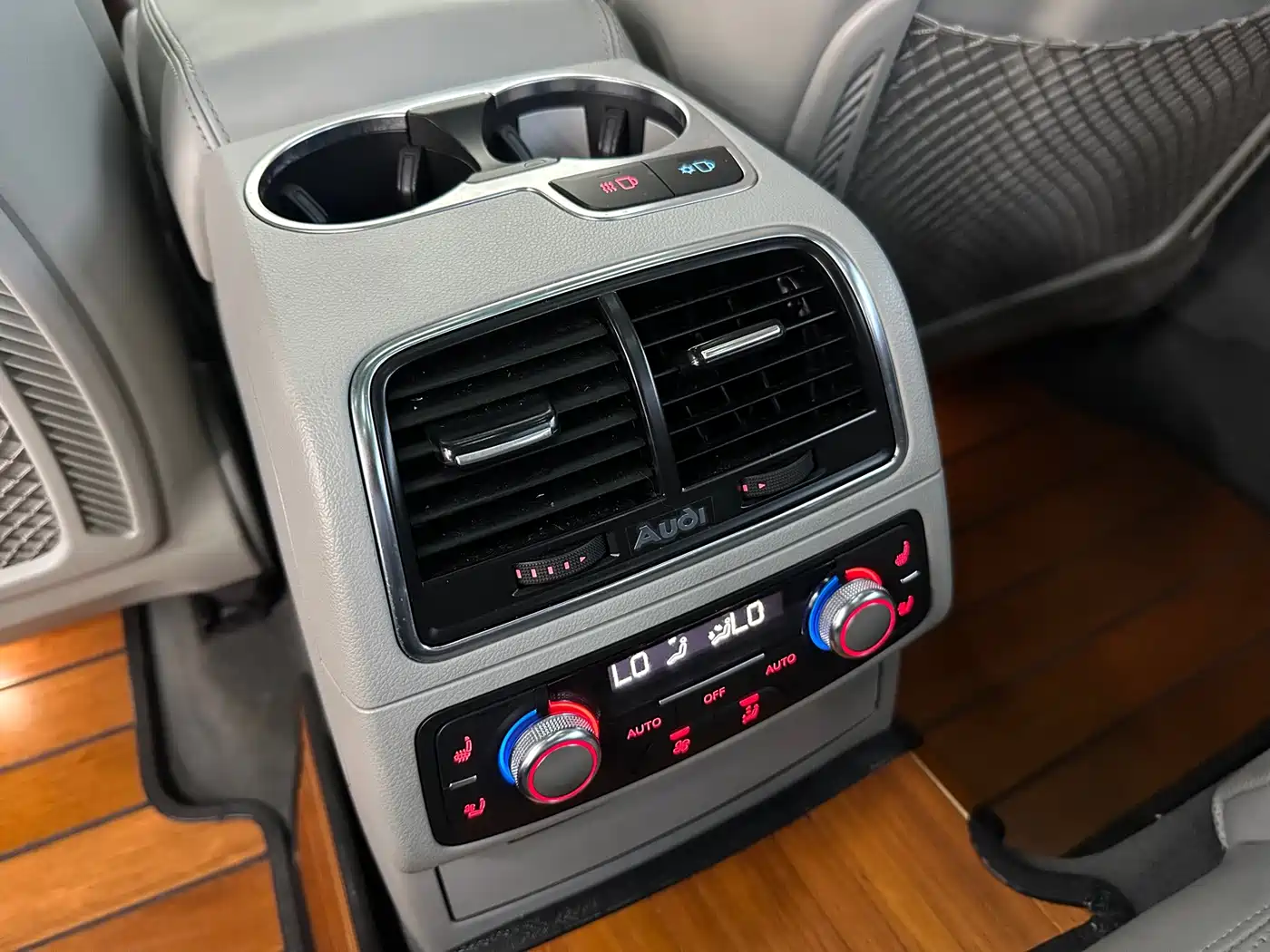 Фото 20 - Audi A6L