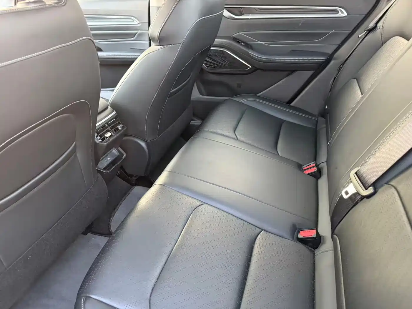 صورة 5 - Geely Emgrand