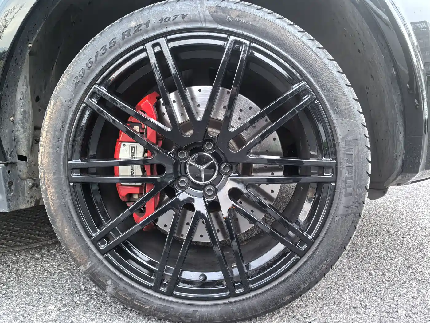 Mercedes-Benz M-Class AMG 2011 AMG ML 63 фото 4