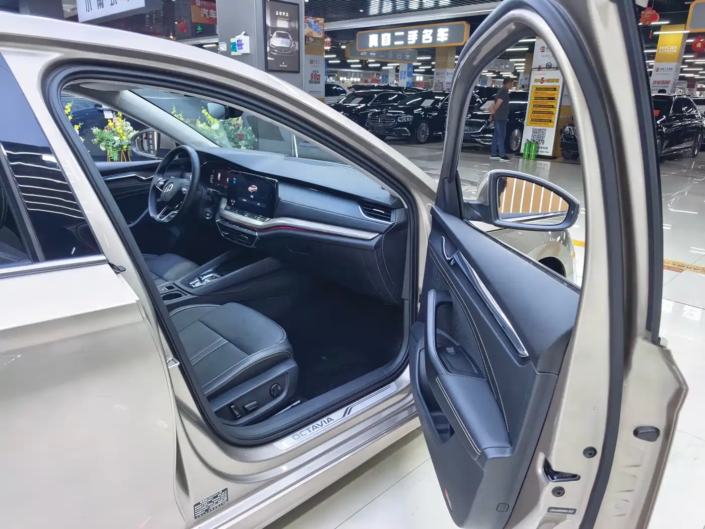 Škoda Octavia 2021 PRO TSI280 DSG Premium Edition фото 11