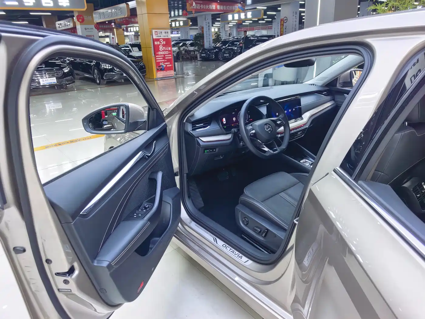 Škoda Octavia 2021 PRO TSI280 DSG Premium Edition фото 17