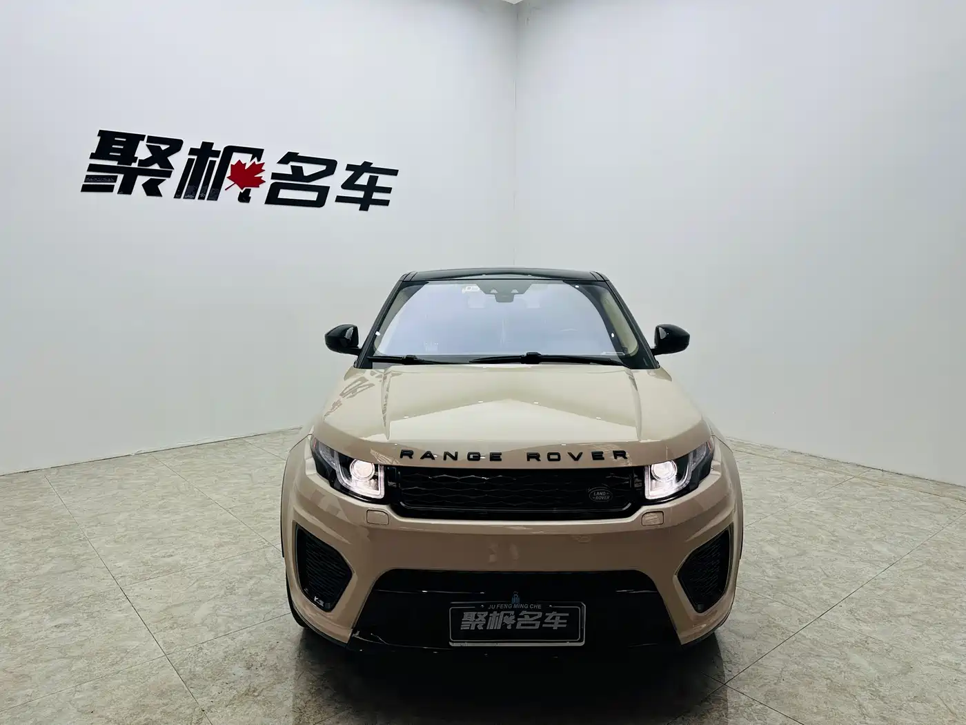 Land Rover Range Rover Evoque 2016 2.0T SE ZhiYao фото 3