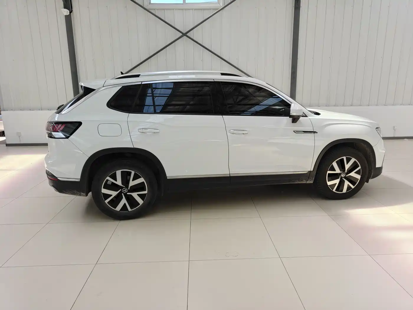 Volkswagen Tayron 2023 330TSI 2WD Luxury Plus Advanced Edition фото 7
