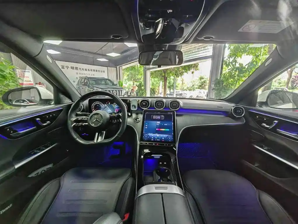 Фото 6 - Mercedes-Benz C-Class