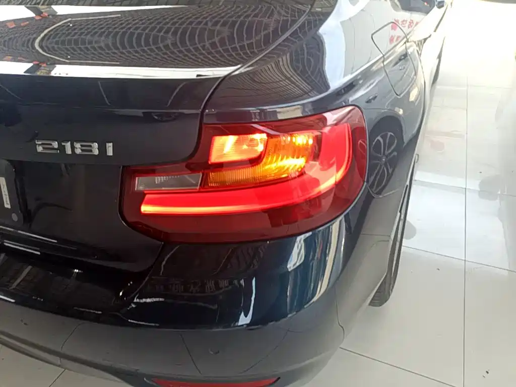 BMW 2 Series (Import) 2016 2015 218i