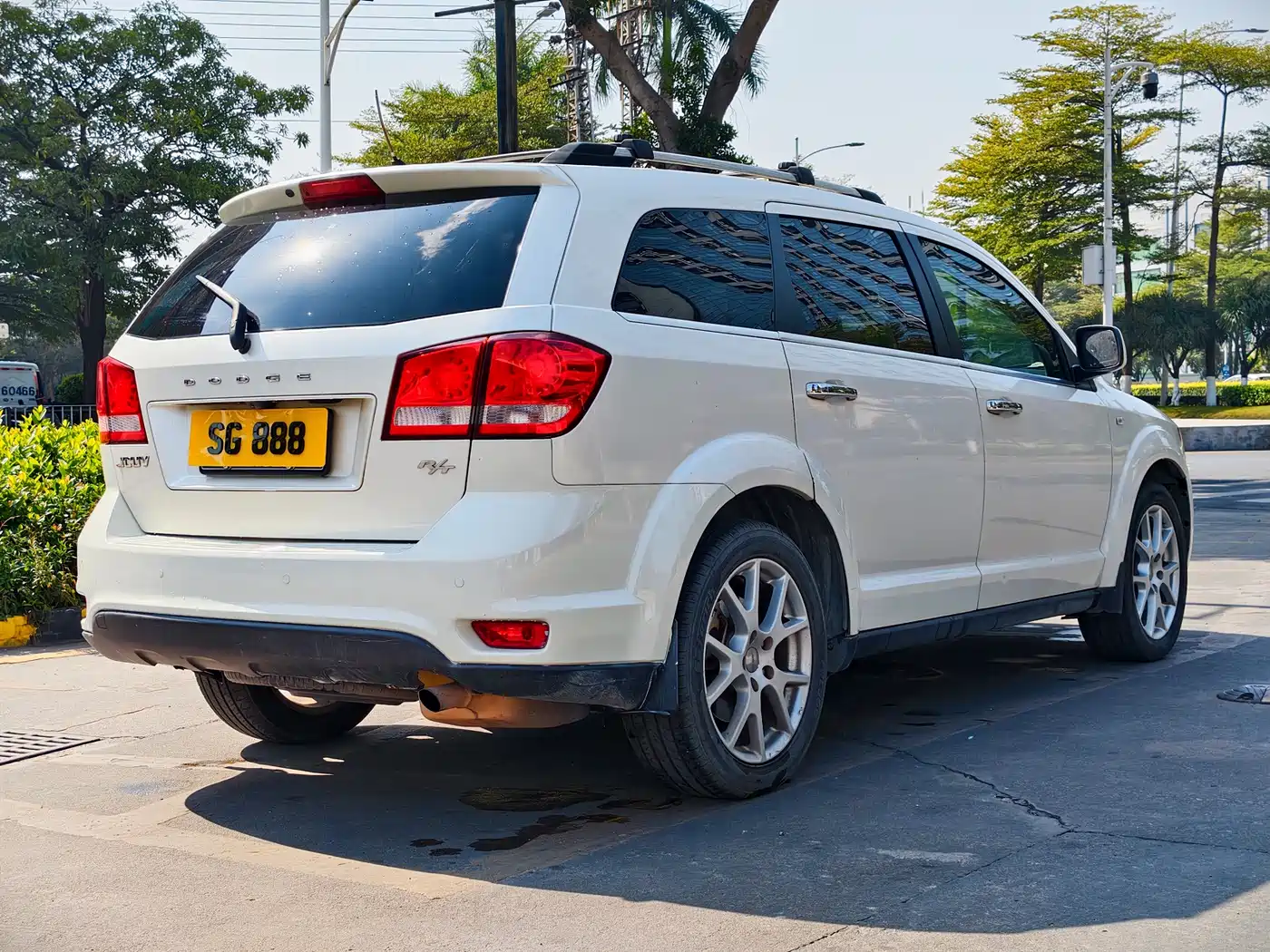 Dodge Journey 2014 2013 Model 2.4L 2WD Premium Edition