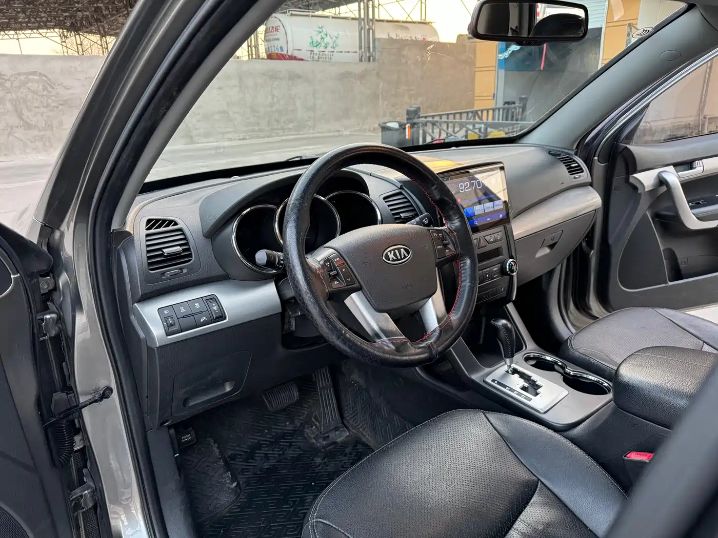 Kia Sorento 2012 2.4L Gasoline Luxury Edition фото 4