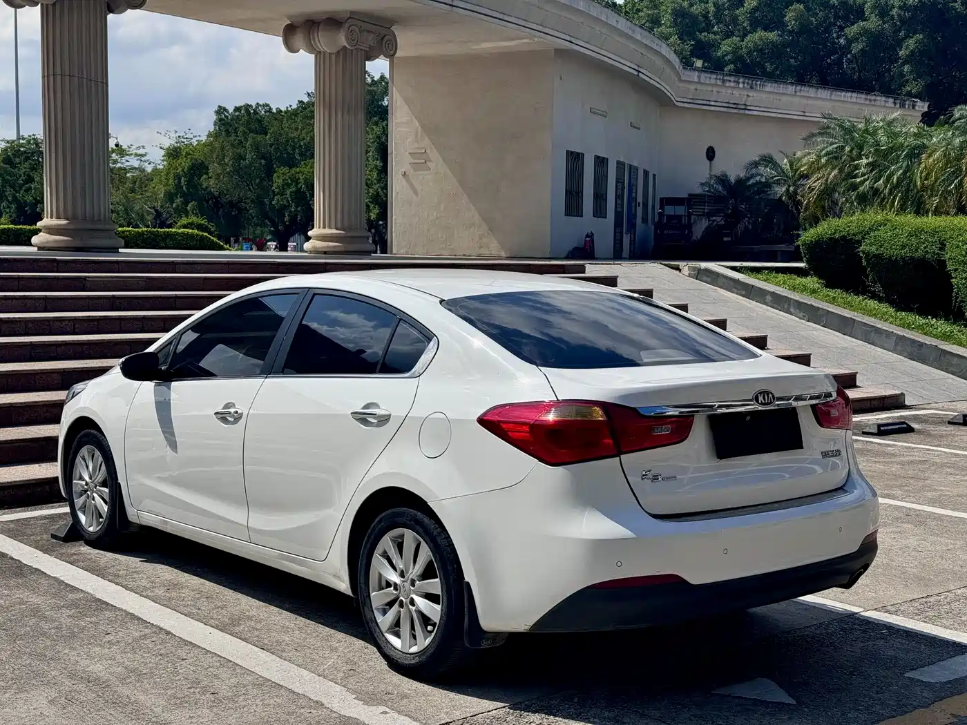 Kia K3 2013 1.6L Automatic DLX фото 11