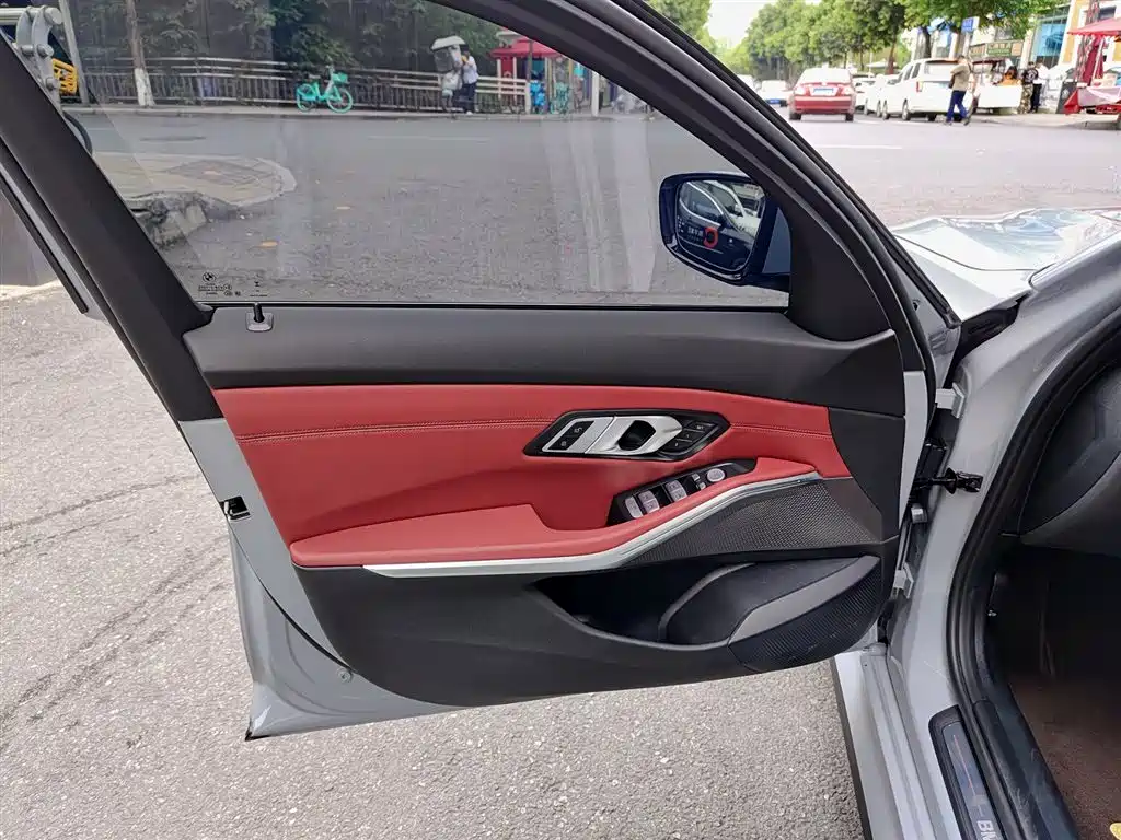BMW i3 2025 eDrive 35 L фото 6