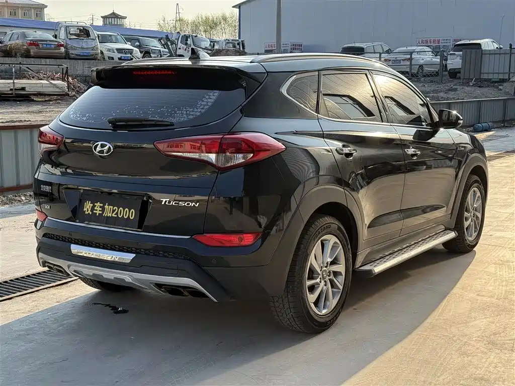 Hyundai Tucson 2015 1.6T Dual Clutch 2WD Smart фото 9