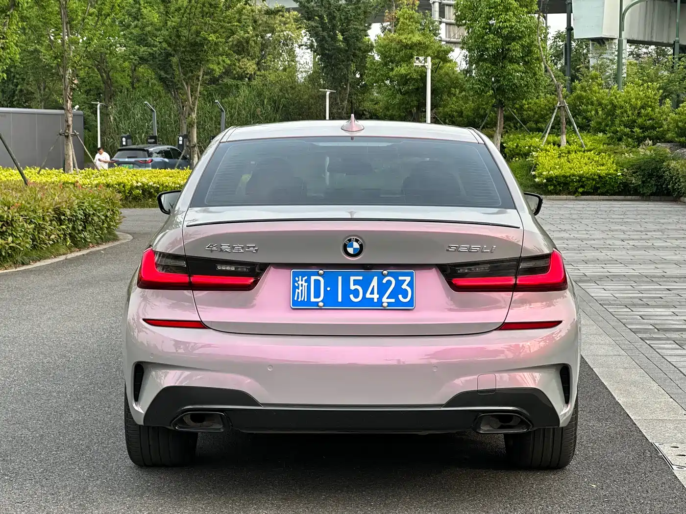 BMW 3 Series 2021 325Li M Sport Night Edition фото 5