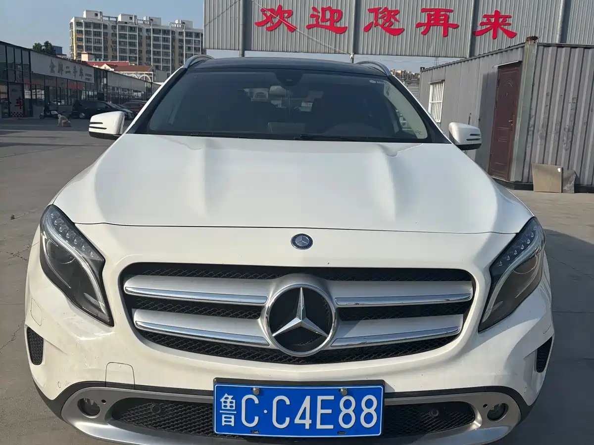 Mercedes-Benz GLA 2016 GLA 200 Fashion