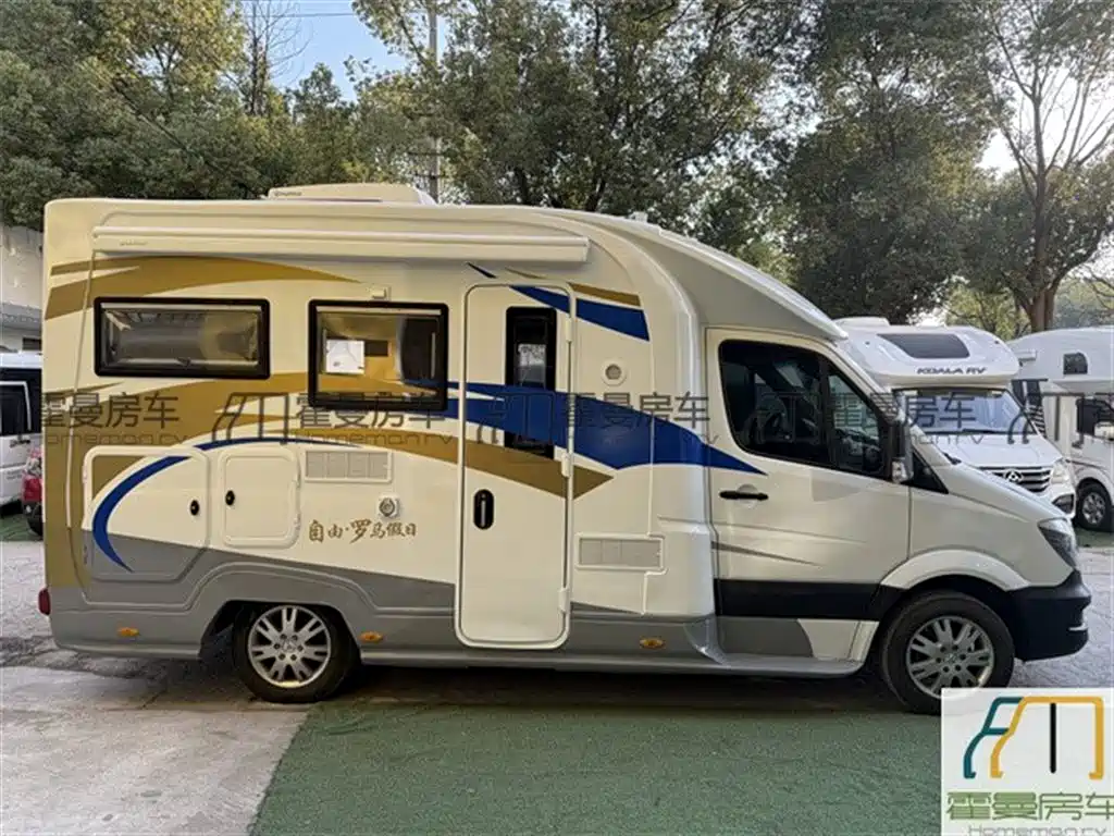 North RV North Dream Chaser 2019 2019 Base Model
