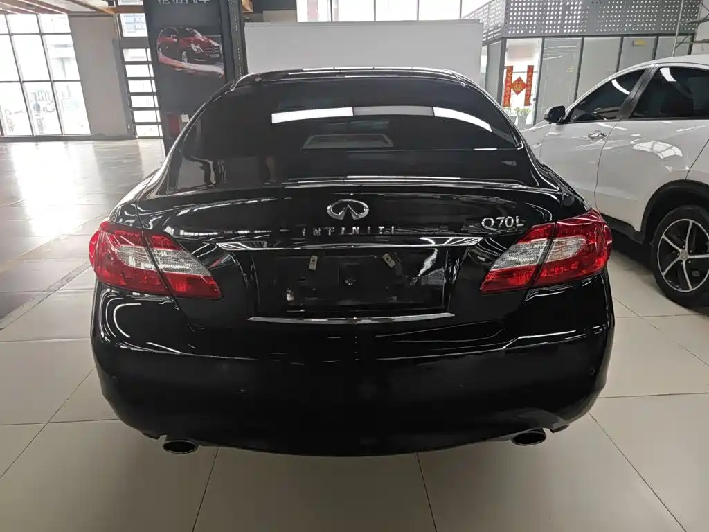 Infiniti Q70 2014 2013 Q70L 2.5L Premium