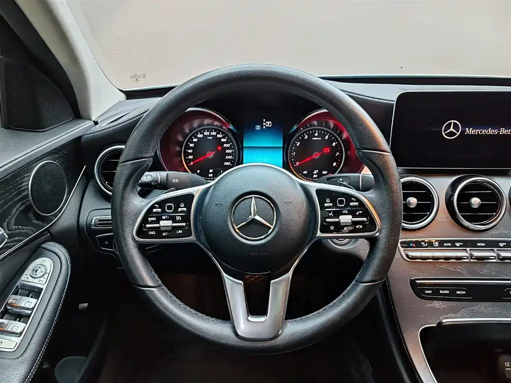 Mercedes-Benz C-Class 2019 C 180 L Fashion Sport Edition фото 16