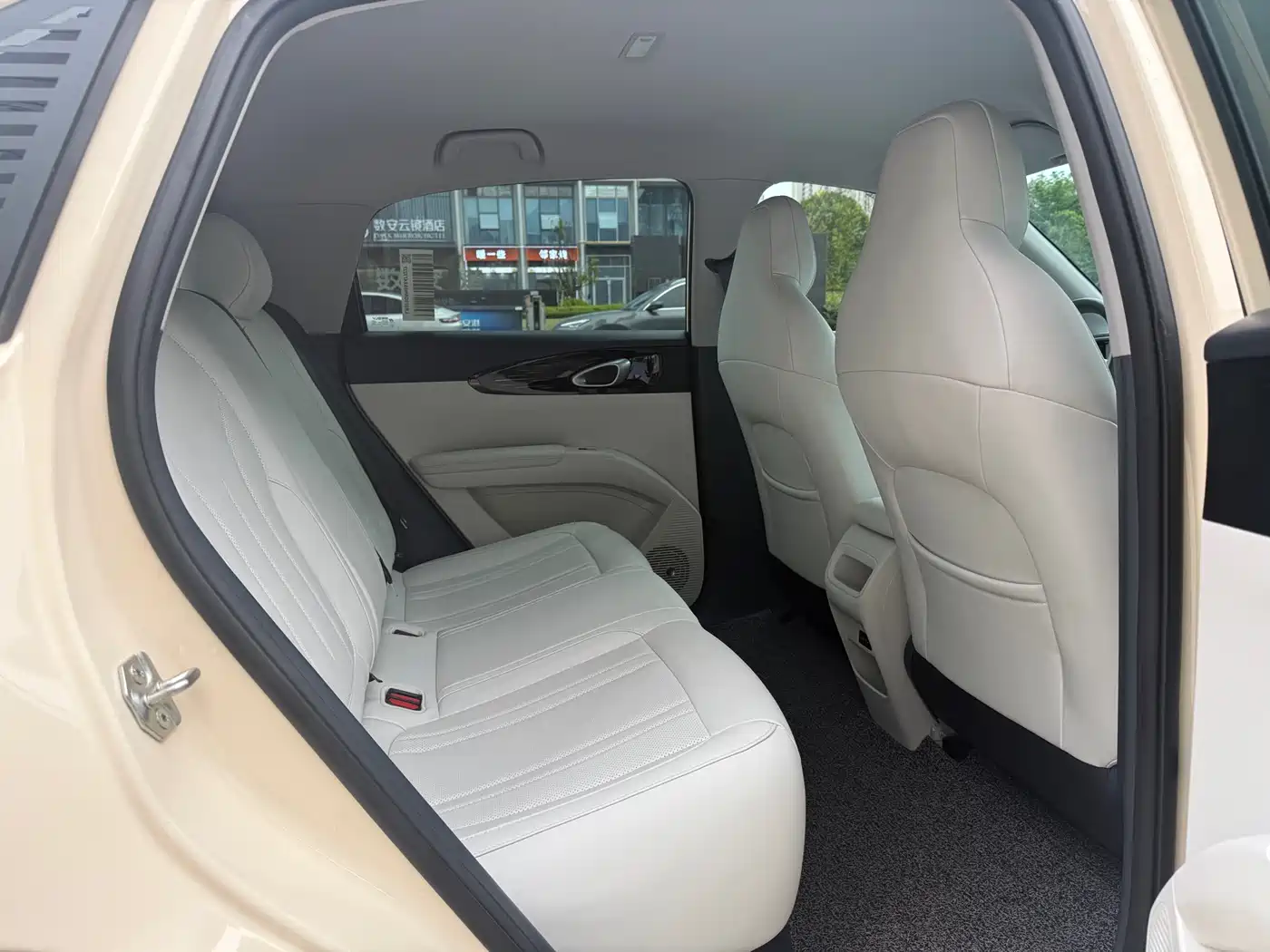 Geely Galaxy Starry Wish 2025 310km Dream Edition фото 8
