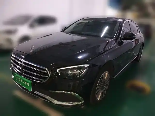 Mercedes-Benz E-Class 2023