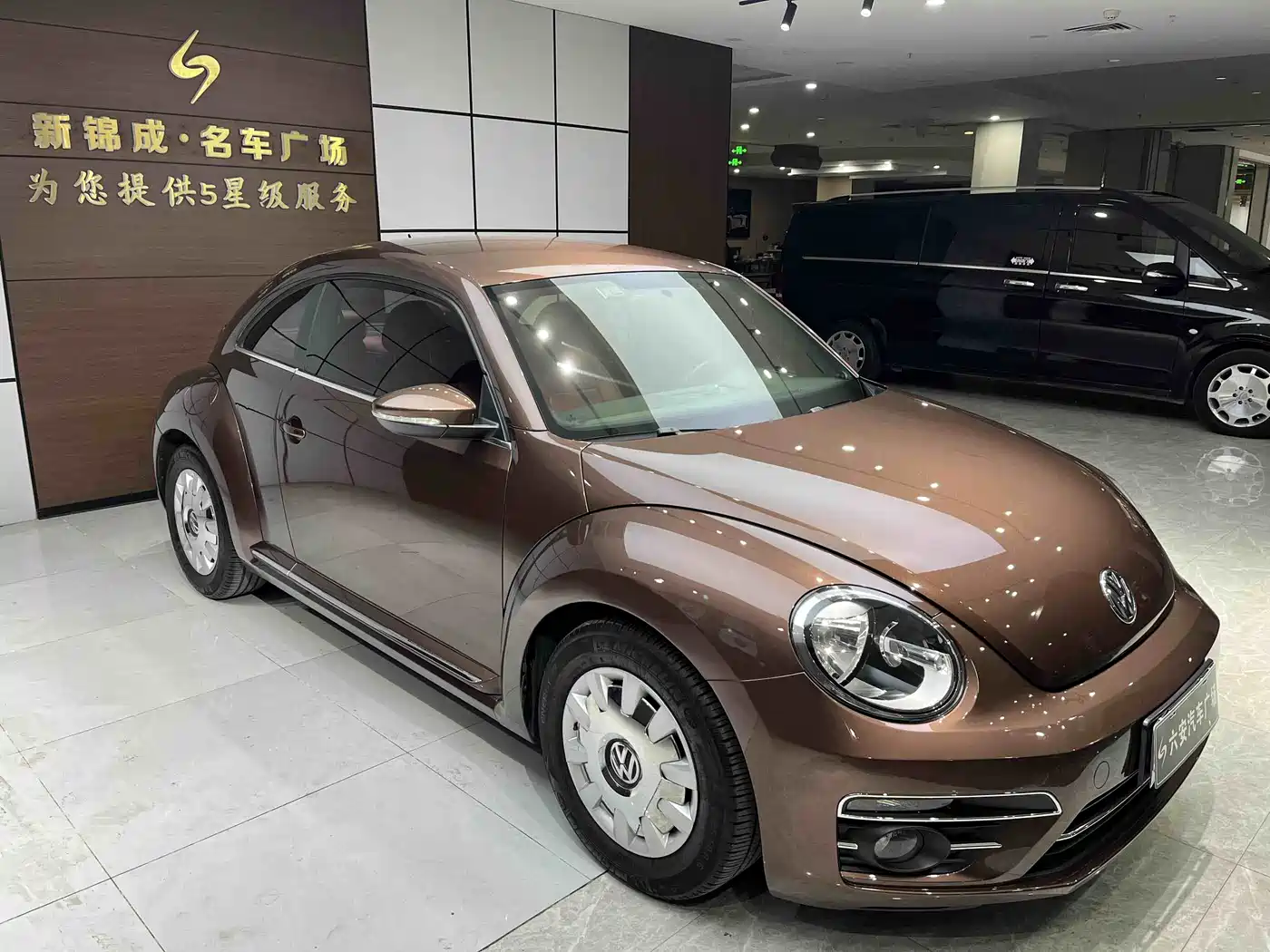 Volkswagen Beetle 2017 180TSI Enjoy фото 3