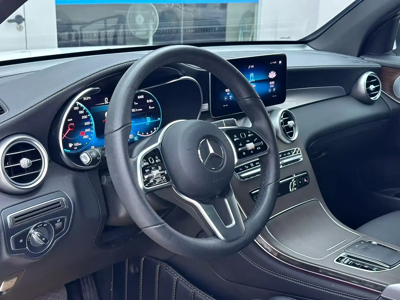 Mercedes-Benz GLC 2021 GLC 300 L 4MATIC Luxury фото 7