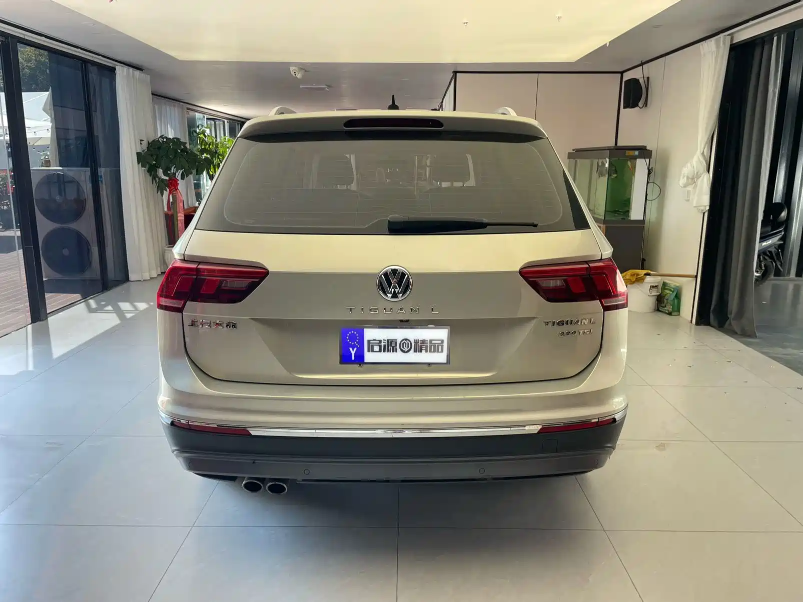 Фото 5 - Volkswagen Tiguan L