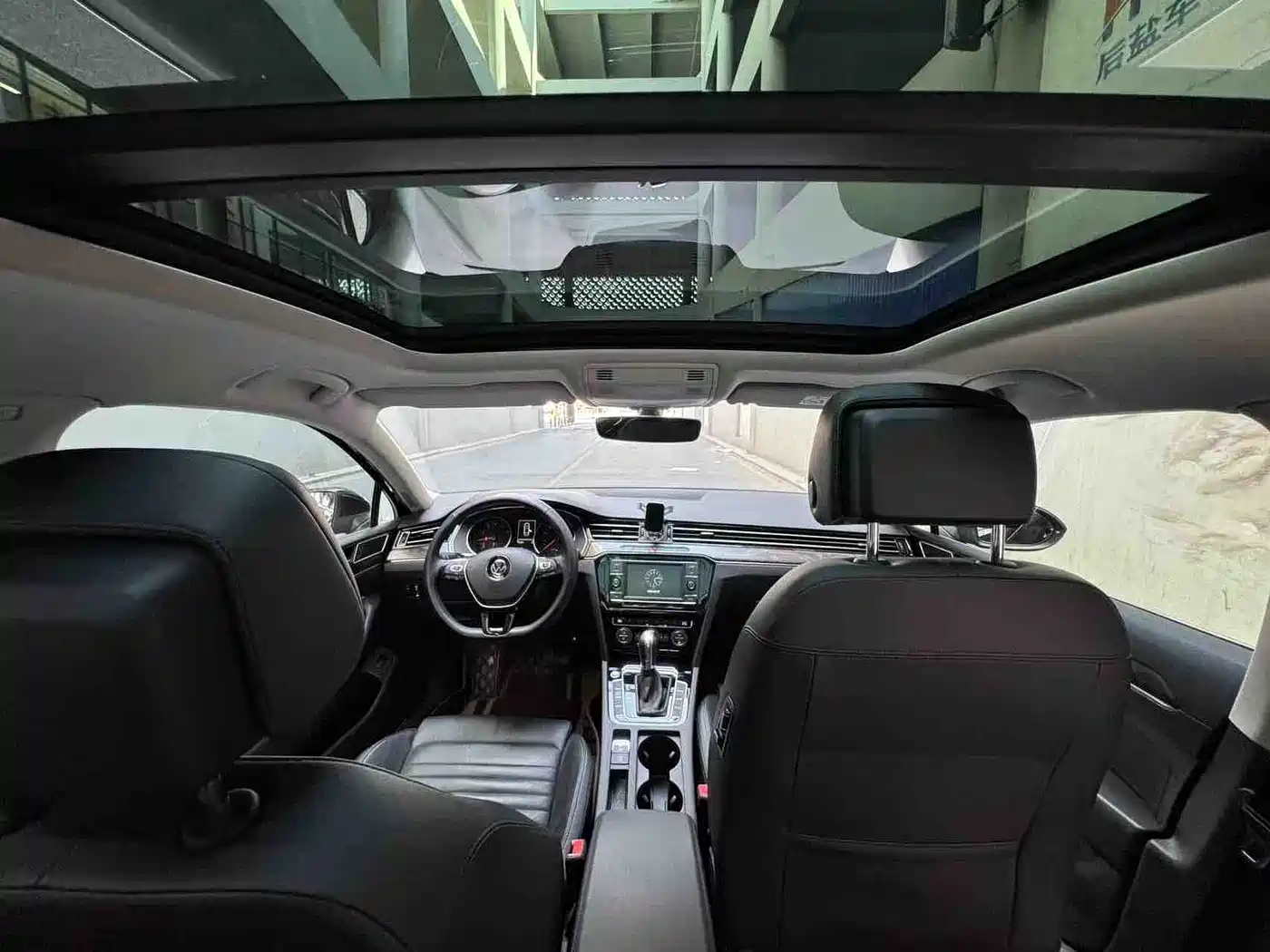 Volkswagen Magotan 2018 380TSI DSG Luxury фото 5