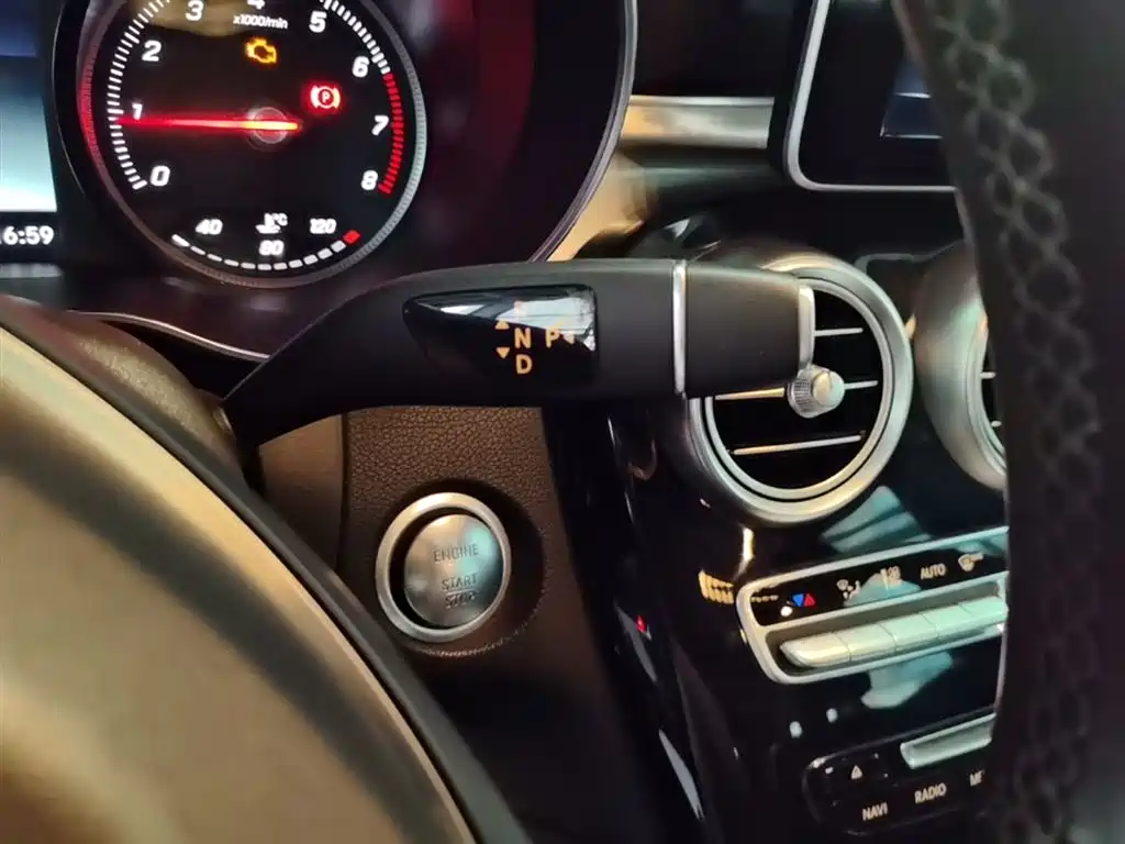 Mercedes-Benz GLC 2019 Model GLC 200 L 4MATIC фото 14