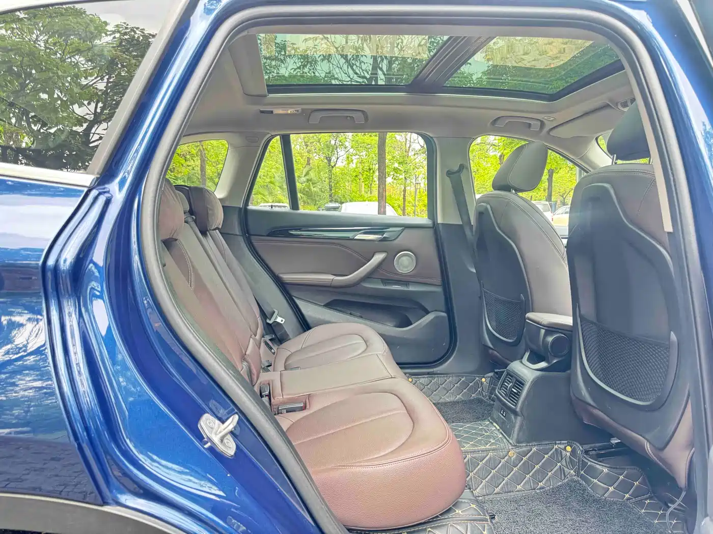 BMW X1 2022 sDrive20Li Premium фото 11