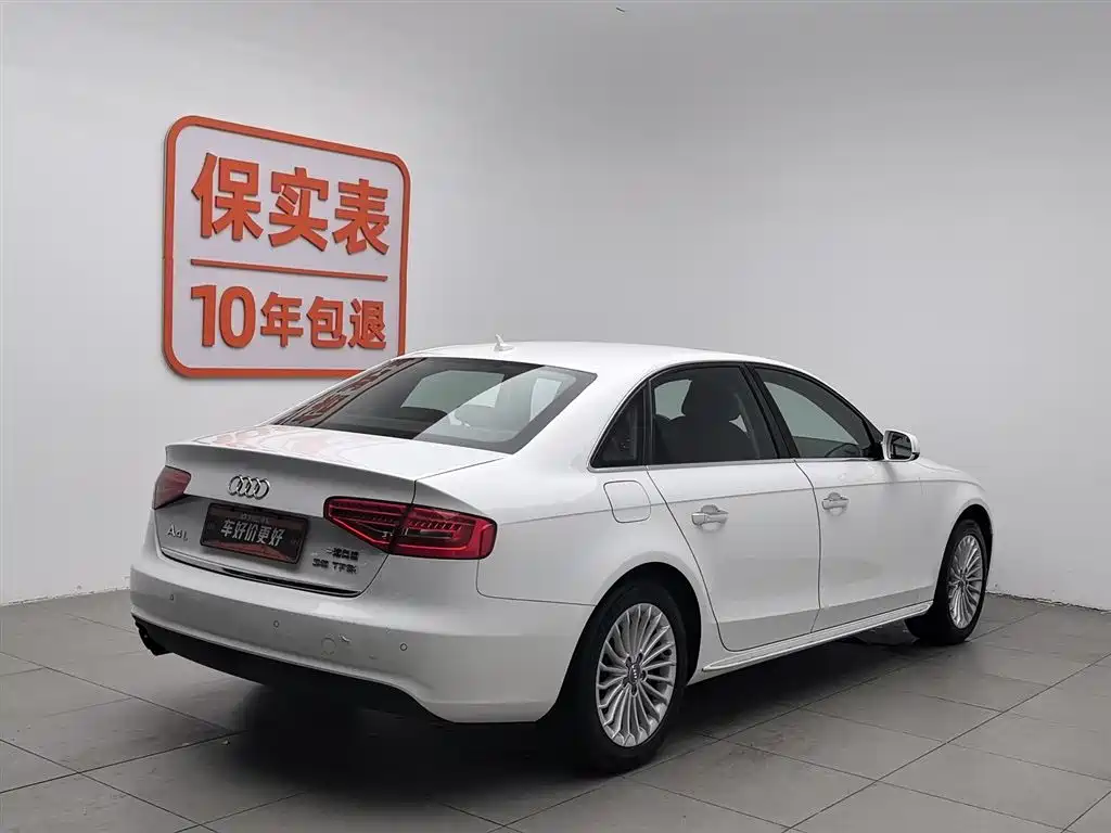 Фото 2 - Audi A4L