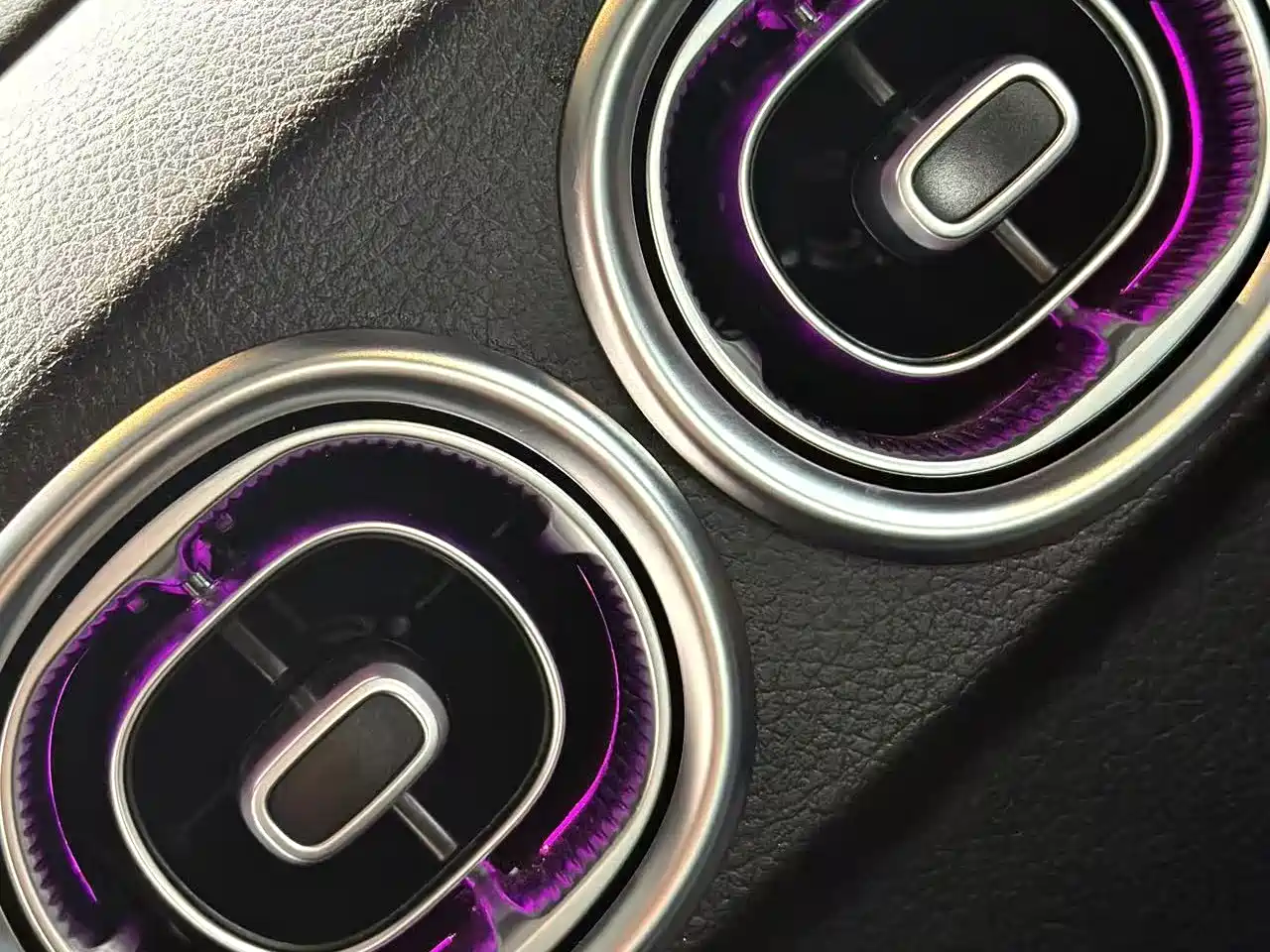 Mercedes-Benz C-Class 2024 C 260 L Sport фото 11