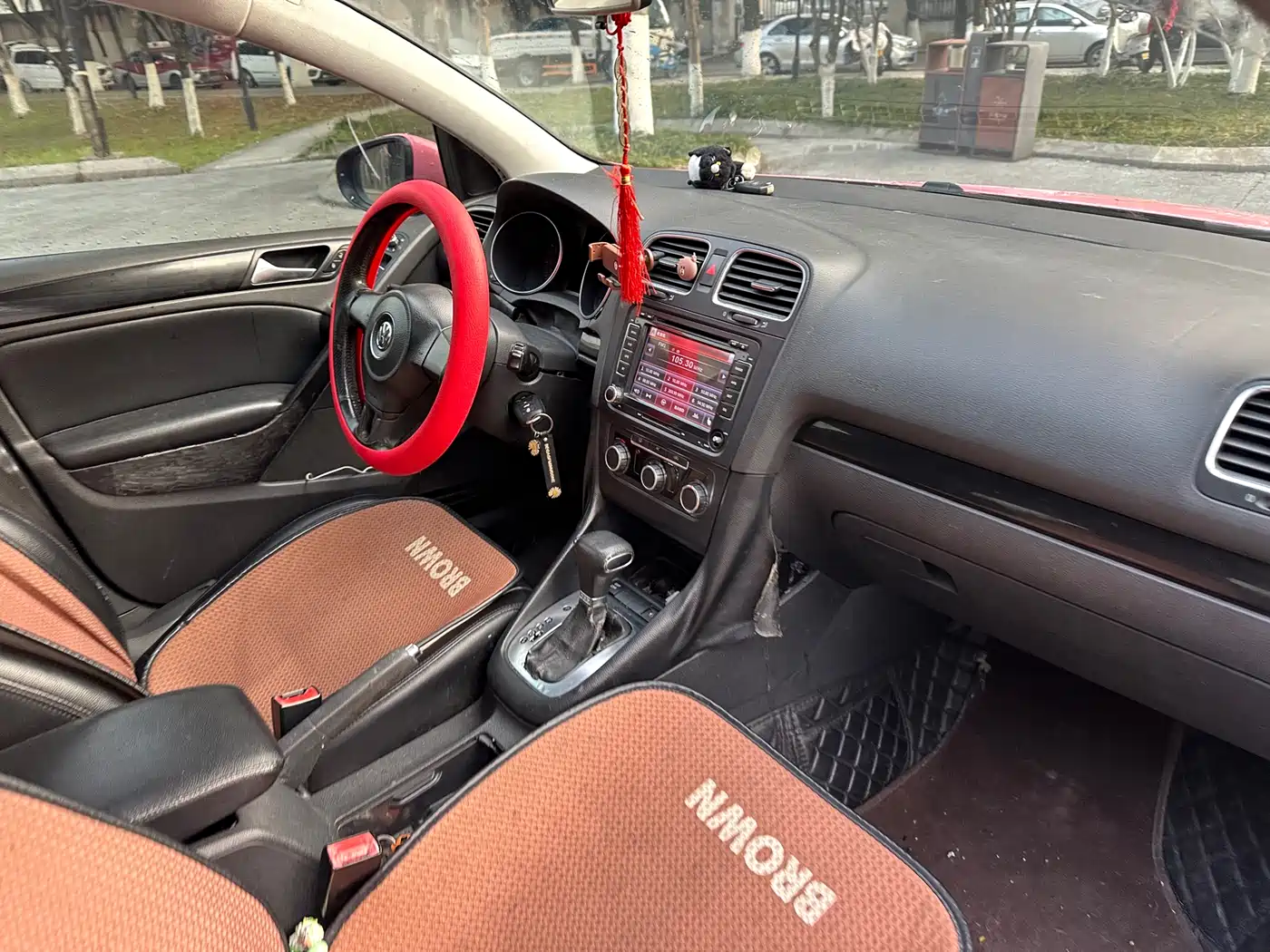 Volkswagen Golf 2010 1.4TSI Auto Comfort фото 17