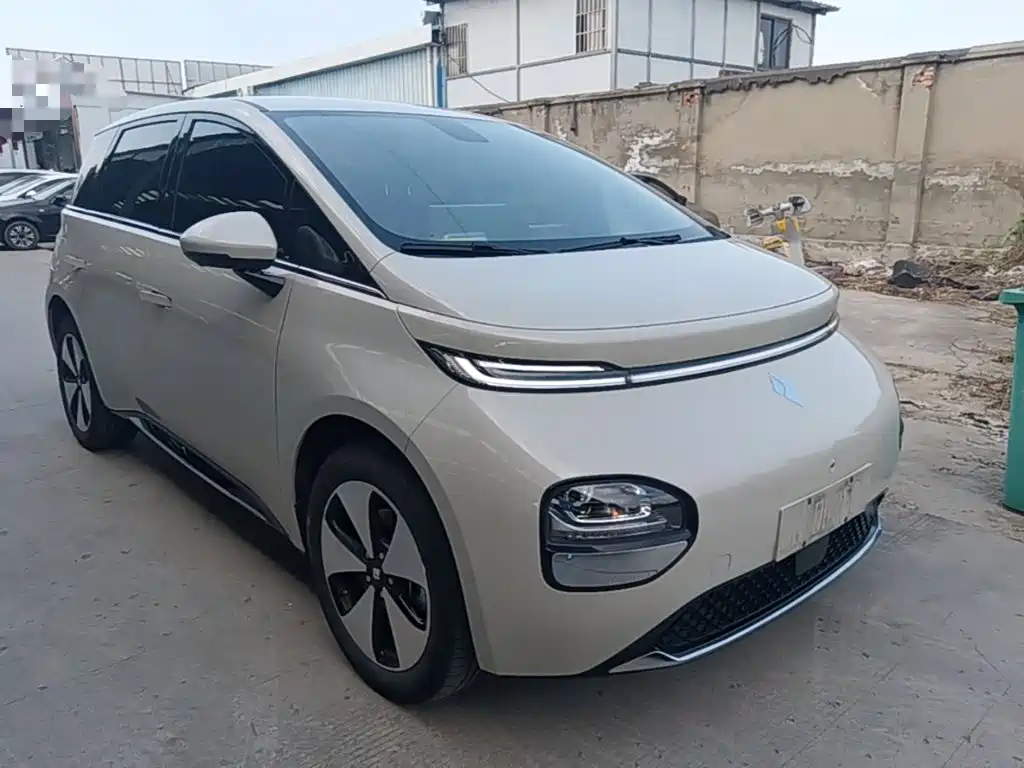 Фото 4 - Baojun Cloud