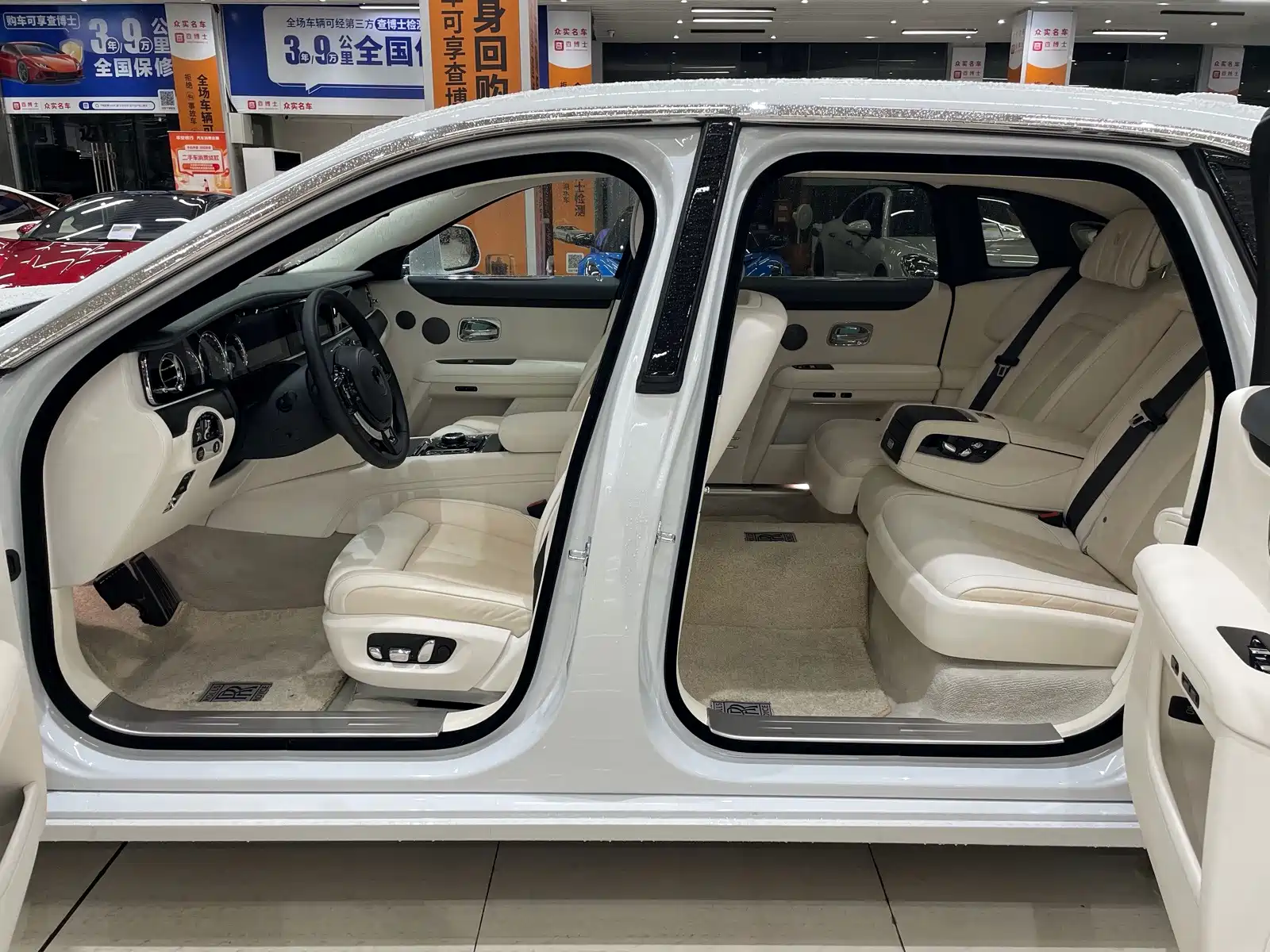 Фото 2 - Rolls-Royce Ghost